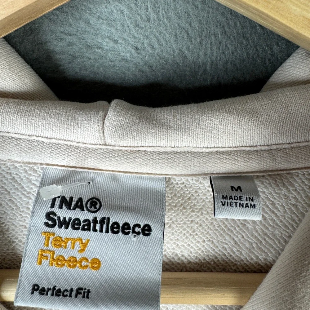 TNA Aritzia Sweatfleece Perfect Hoodie Beige Terry Fleece Pullover 97460 Size M